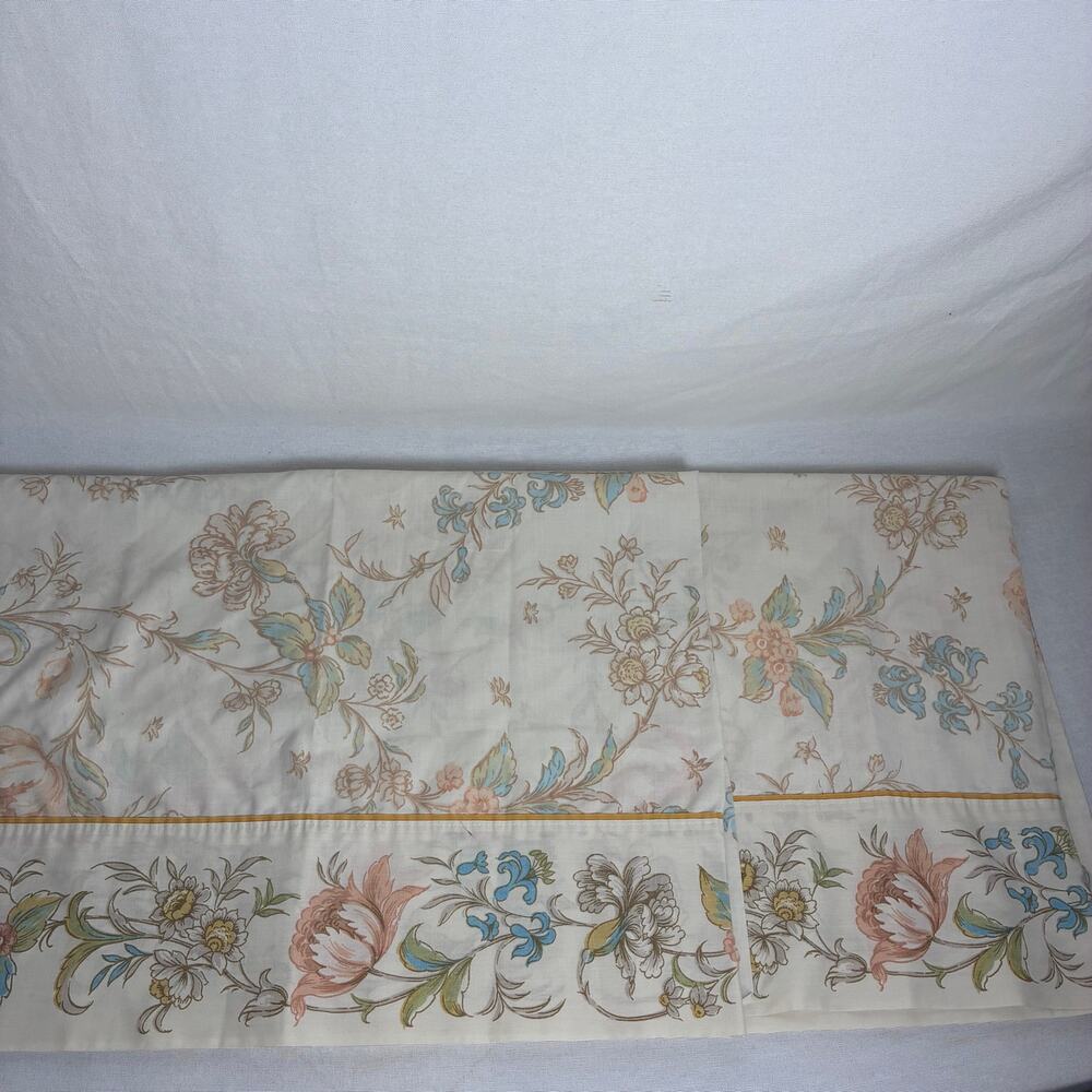 Vintage Floral Pillowcases Pair Standard Set Pastel Chintz Cottagecore Bedding